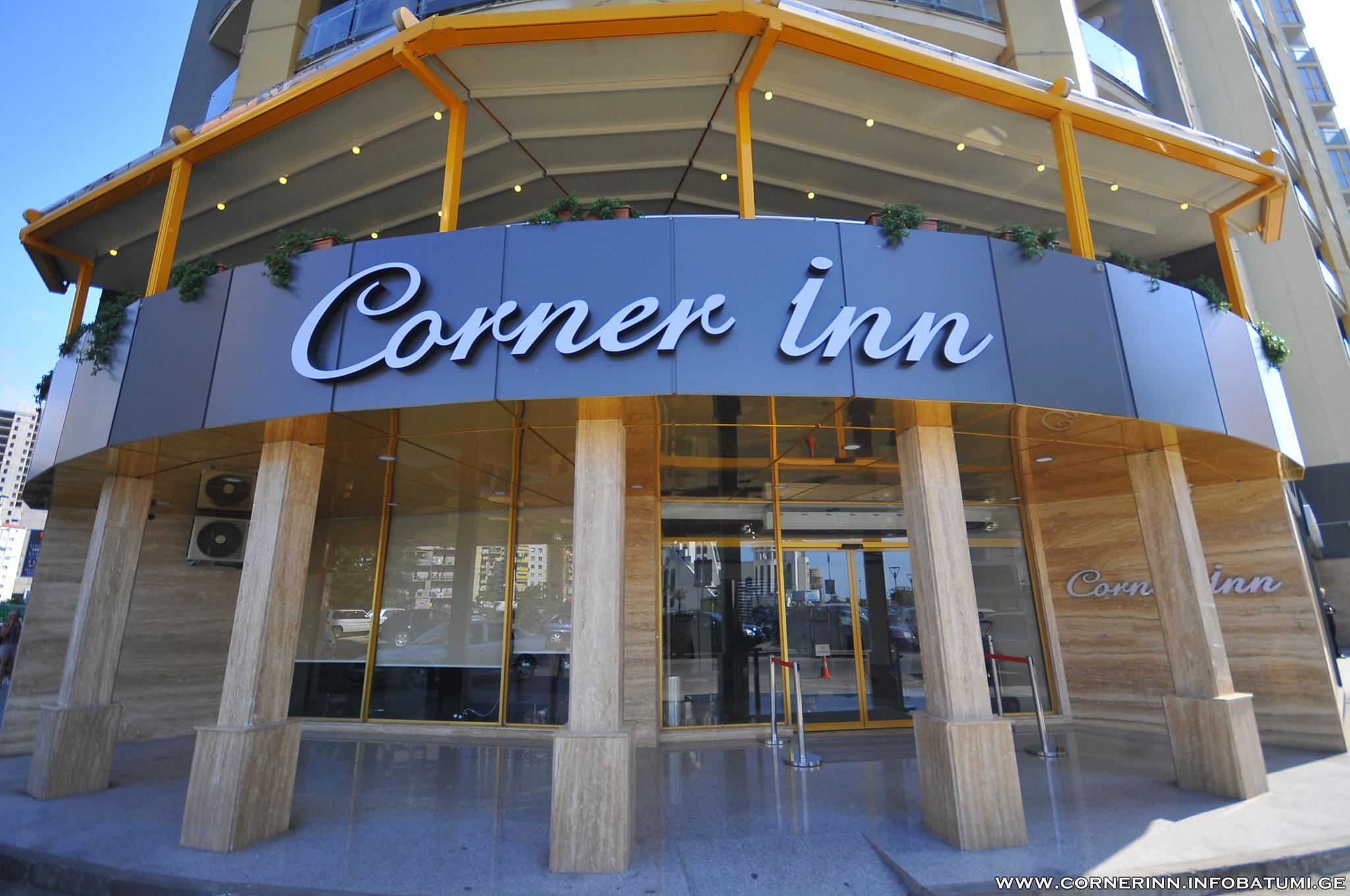 Corner inn hotel batumi